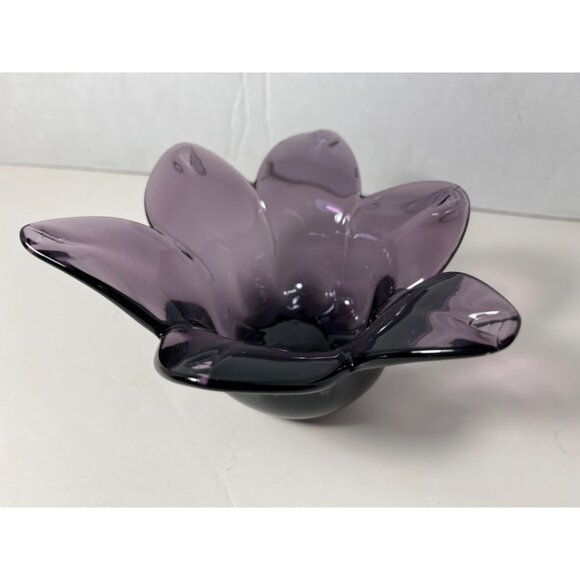 Murano Lavorazione Made in Italy Purple Amethyst Petal Shaped Bowl - Picture 2 of 7
